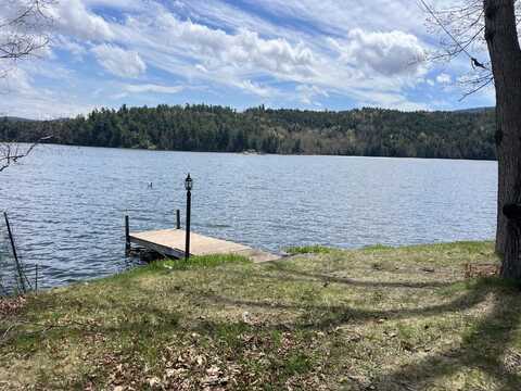 33 Merrilee Lane, Keeseville, NY 12944