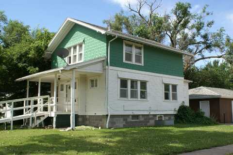 1502 S Grant Street, Aberdeen, SD 57401