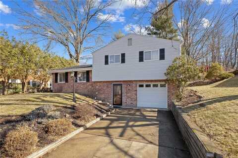 765 Tralee Dr, Bethel Park, PA 15102