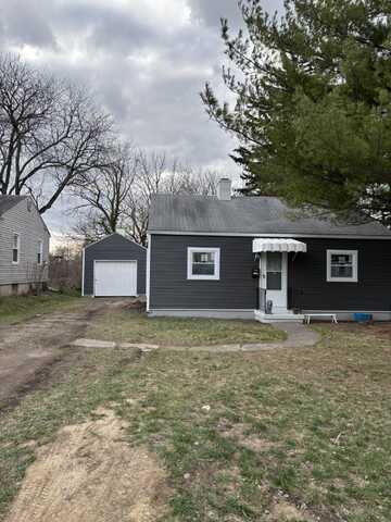 1345 N Plum Street, Springfield, OH 45504