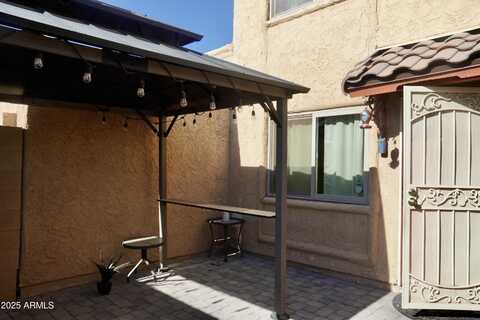 948 S Alma School Road, Mesa, AZ 85210