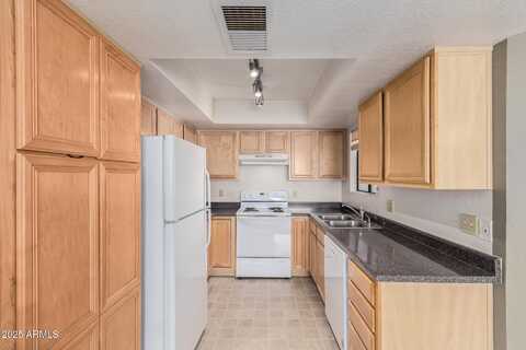 8155 E ROOSEVELT Street, Scottsdale, AZ 85257