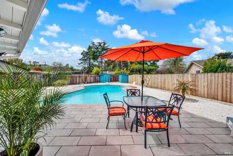 148 Kerns Court, Napa, CA 94558