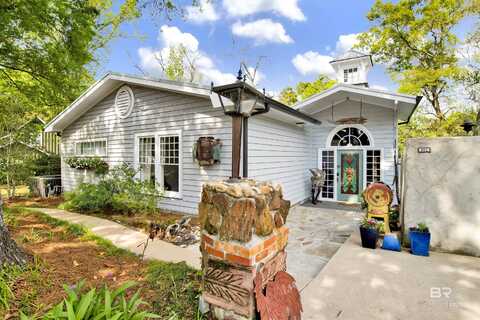 301 South School Street, Fairhope, AL 36532