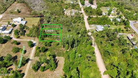 11819 Oleander Street, Fountain, FL 32438