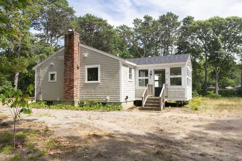 30 Circle Drive, Eastham, MA 02642