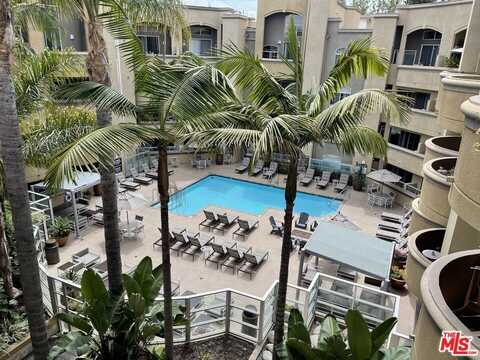 7660 Beverly Blvd, LOS ANGELES, CA 90036