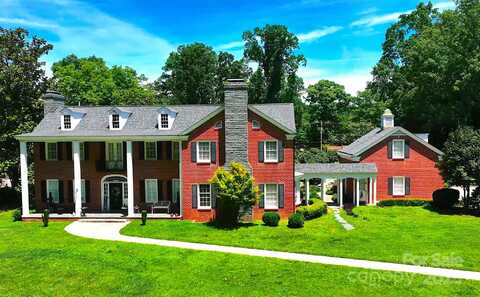 1035 Pee Dee Avenue, Albemarle, NC 28001