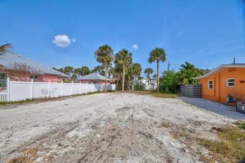 306 Normandy Avenue, New Smyrna Beach, FL 32169