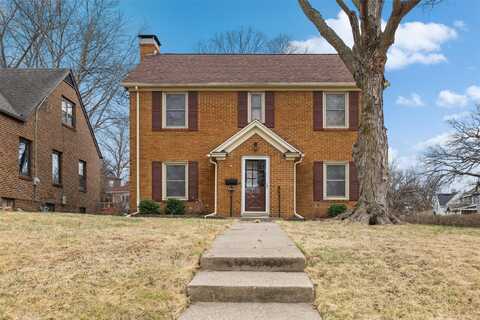 5838 Harwood Drive, Des Moines, IA 50312
