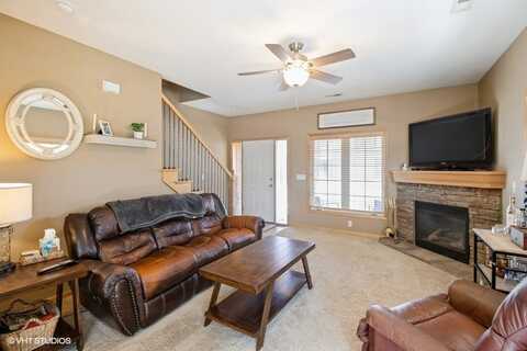 2730 NW 155th Court, Clive, IA 50325
