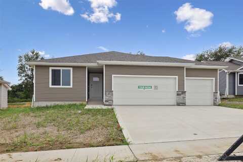 207 S Walnut Drive, Norwalk, IA 50211