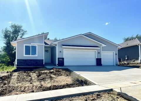 213 S Walnut Drive, Norwalk, IA 50211