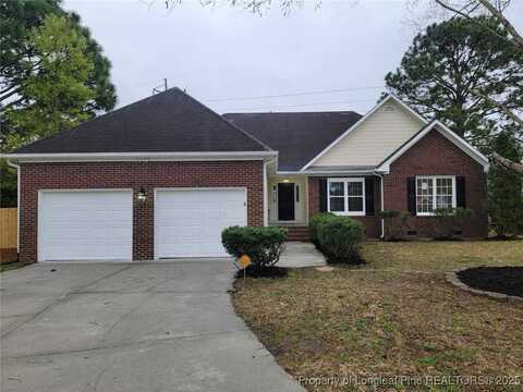3909 Fairbanks Court, Hope Mills, NC 28348