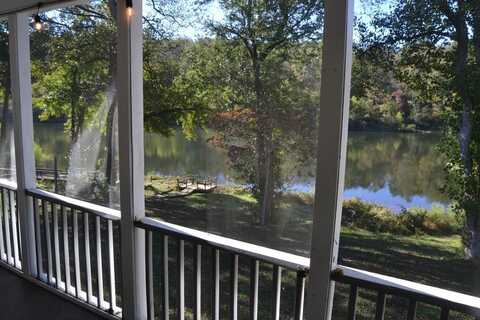 1416 Lake Emory Rd., Franklin, NC 28734