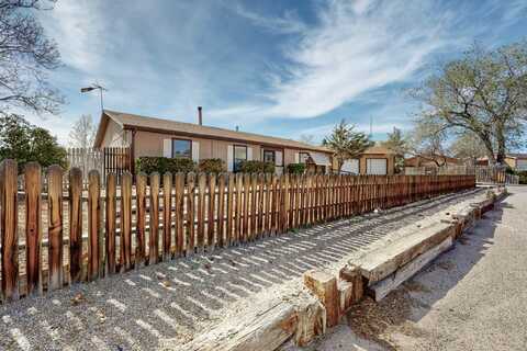 1246 SUGAR Road SE, Rio Rancho, NM 87124