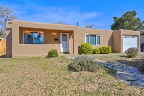 10917 Phoenix Avenue NE, Albuquerque, NM 87112