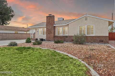 1202 W Lancaster Boulevard, Lancaster, CA 93534