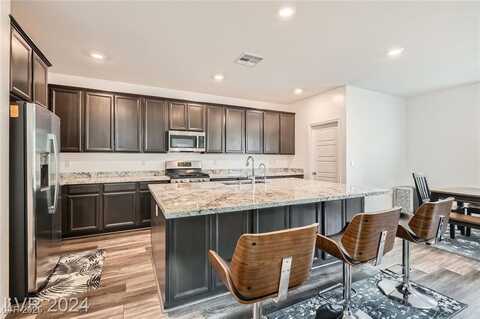 4826 Royal Magnolia Street, North Las Vegas, NV 89031