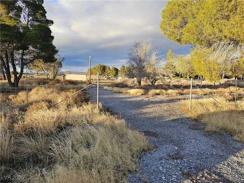 2710 Thousandaire Boulevard, Pahrump, NV 89048