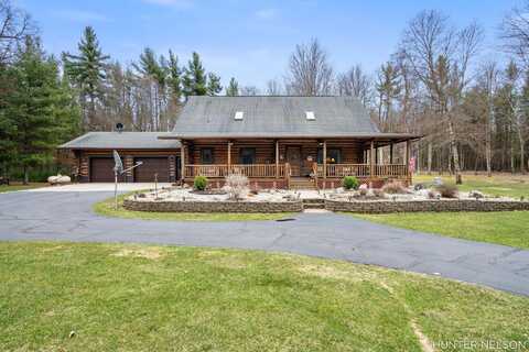 5055 S Newcosta Avenue, Newaygo, MI 49337
