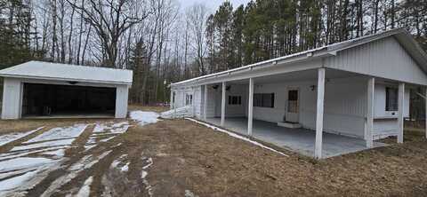 6780 N High Bridge Road, Brethren, MI 49619