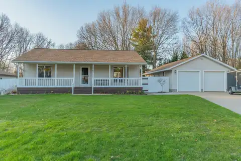 1164 Esther Avenue, Norton Shores, MI 49441