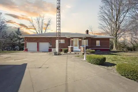 140 32nd Street, Allegan, MI 49010