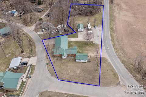 53027 Twin Lakes Road, Dowagiac, MI 49047