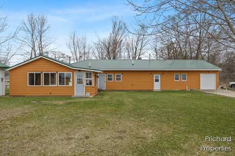 53027 Twin Lakes Road, Dowagiac, MI 49047