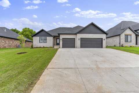 2117 N Silver Charm Avenue, Springfield, MO 65802