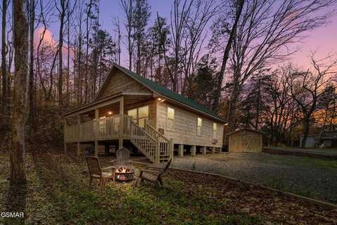 3176 McGill Road, Sevierville, TN 37862