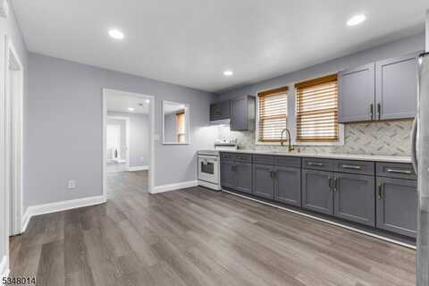 31 Glen Ave, Phillipsburg, NJ 08865