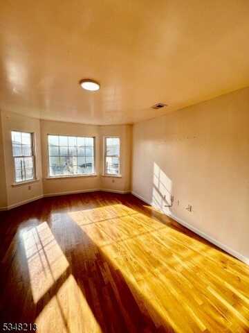 824 Van Buren Ave, Elizabeth, NJ 07201