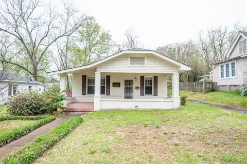 982 E Broad St, West Point, MS 39773