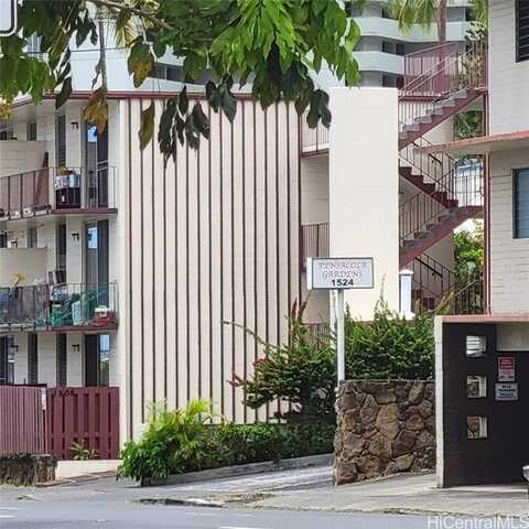 1524 Pensacola Street, Honolulu, HI 96822