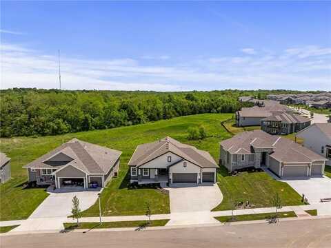 19389 W 114th Terrace, Olathe, KS 66061