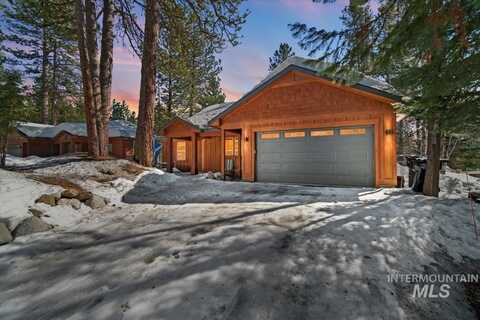 714 Spruce Street, McCall, ID 83638