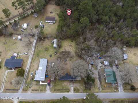 145 Mcgowan Road, Richlands, NC 28574