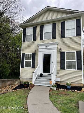 1127 W Parkway Ave, Knoxville, TN 37912