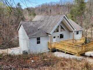 176 Flat Hollow Marina Rd, Speedwell, TN 37870