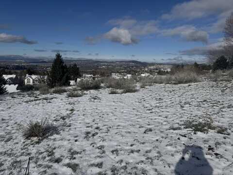 5821 Havencrest Drive, Klamath Falls, OR 97603