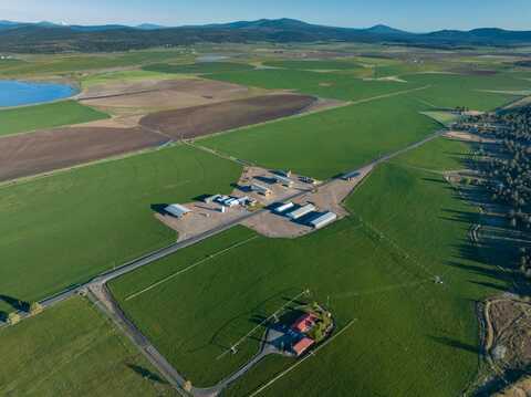 1550 Haskins Road, Bonanza, OR 97623