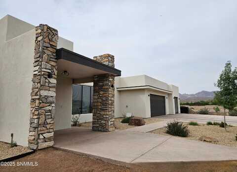 7557 Sussex Court, Las Cruces, NM 88005