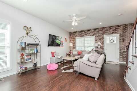 1133 Reutlinger Avenue, Louisville, KY 40204