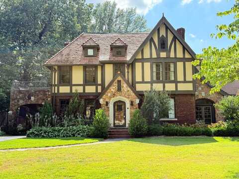615 EAST, Memphis, TN 38112