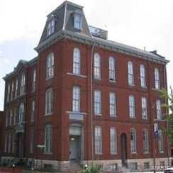 1047 Lafayette Avenue, Saint Louis, MO 63104