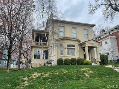 1114 Henry Street, Alton, IL 62002