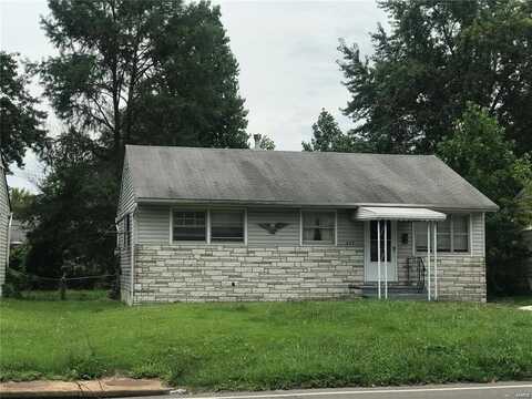 400 Shepley Drive, Saint Louis, MO 63137
