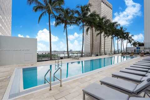 335 S Biscayne Blvd, Miami, FL 33131